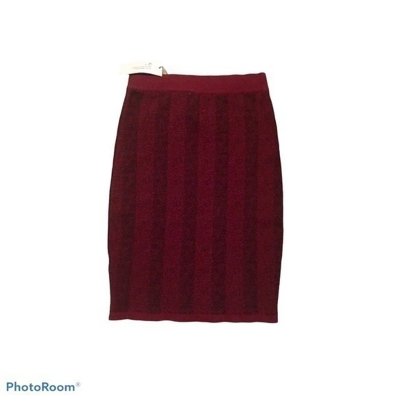 John + Jenn revolve red skirt NWT xs - Picture 3 of 5